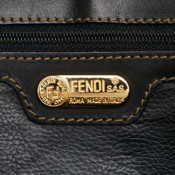 FENDI Black Leather Shoulder Bag - Picture 9 of 11